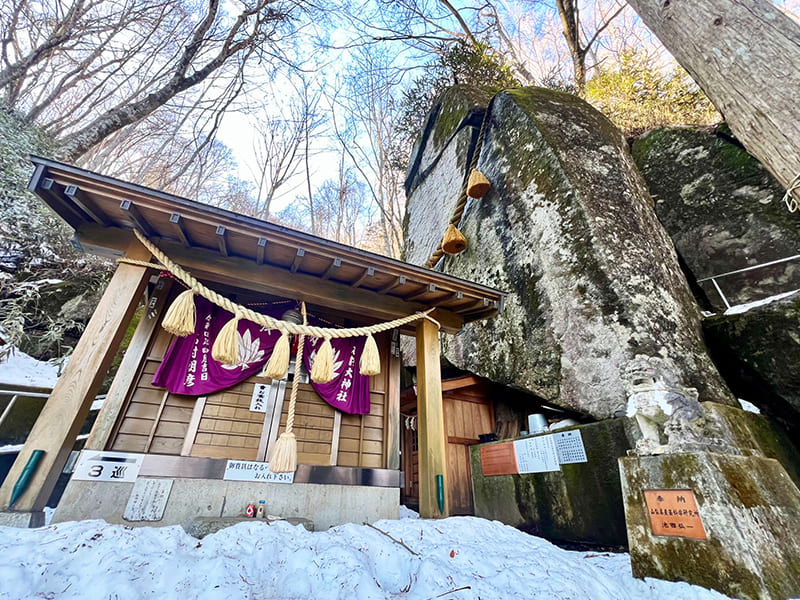 石割神社14