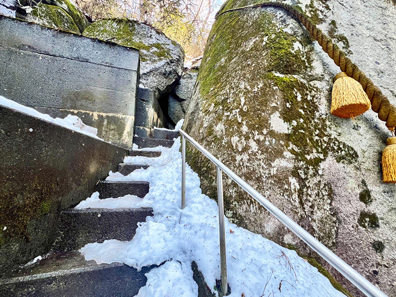 石割神社11